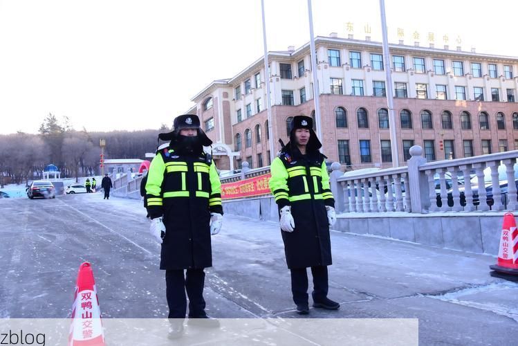 沙依巴克区：城市交通枢纽下的社区防控挑战