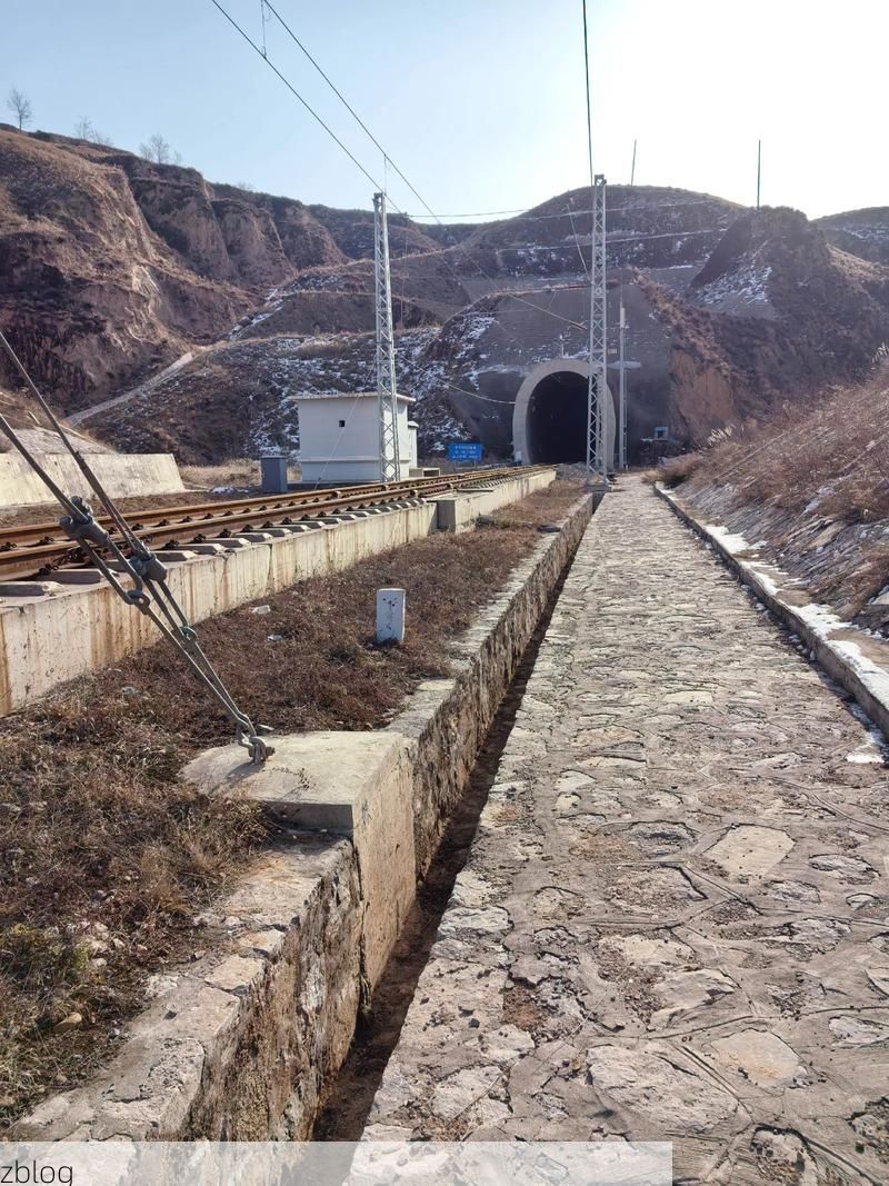 霍州：汾河谷地交通枢纽的防疫承压与破局