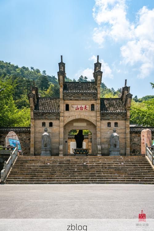 红安：大别山腹地的防疫突围与地理屏障考验