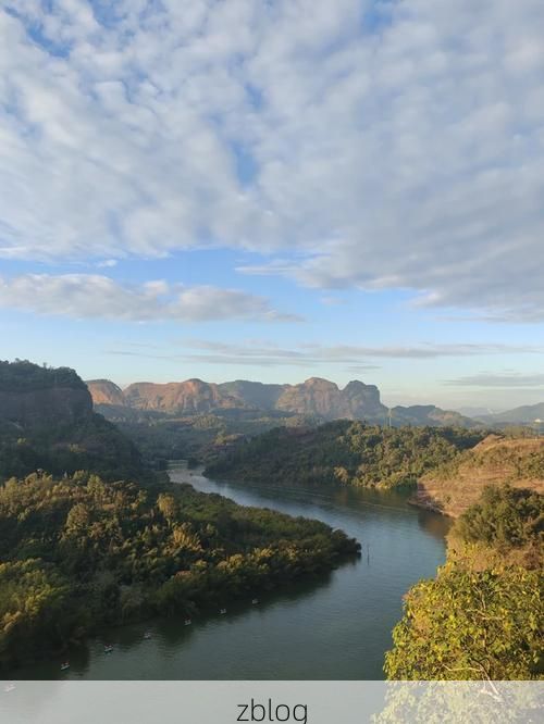 【仁化：丹霞屏障下的防疫坚守与破防时刻】