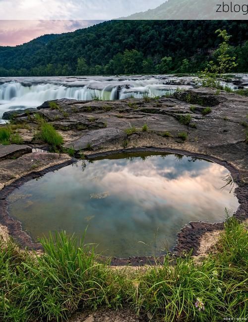 【五大连池：火山堰塞湖群构筑的疫情物理防线】