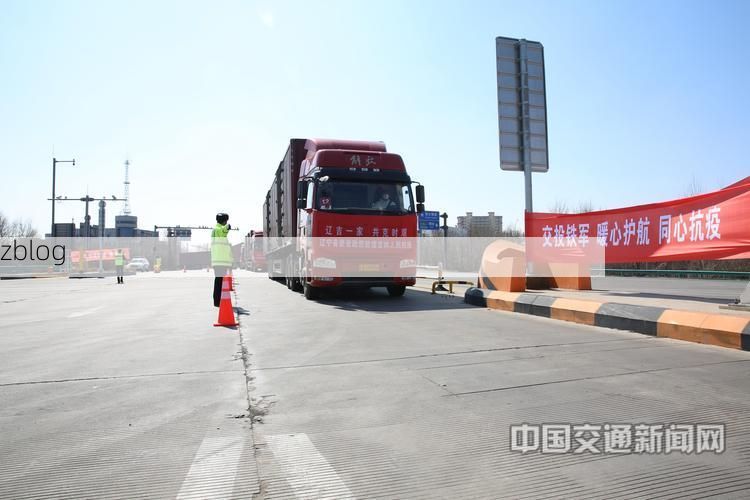 巴楚绿洲的防疫屏障：南疆交通枢纽的零感染坚守