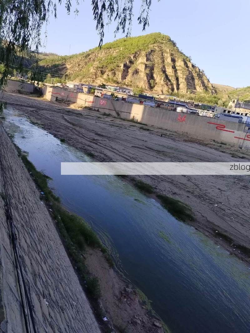 兴县：黄土高原沟壑间的疫情防波堤