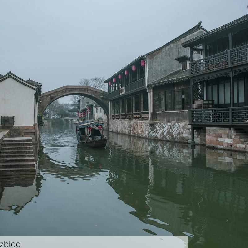 南浔古镇的静默：水乡交通枢纽下的疫情阻击战